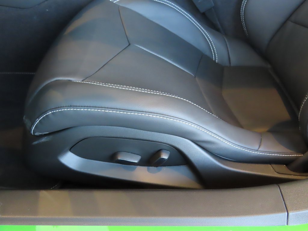 New 2026 Chevrolet Corvette Stingray Coupe w/ 1LT image 18