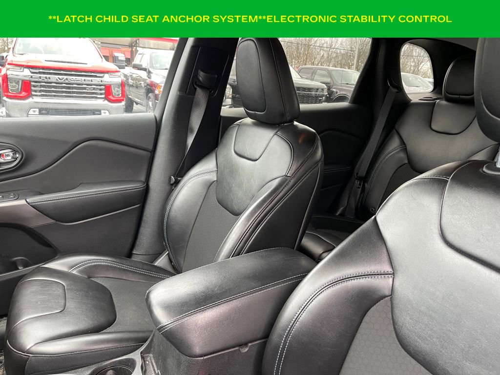 Used 2019 Jeep Cherokee Latitude Plus w/ Cold Weather Group image 14