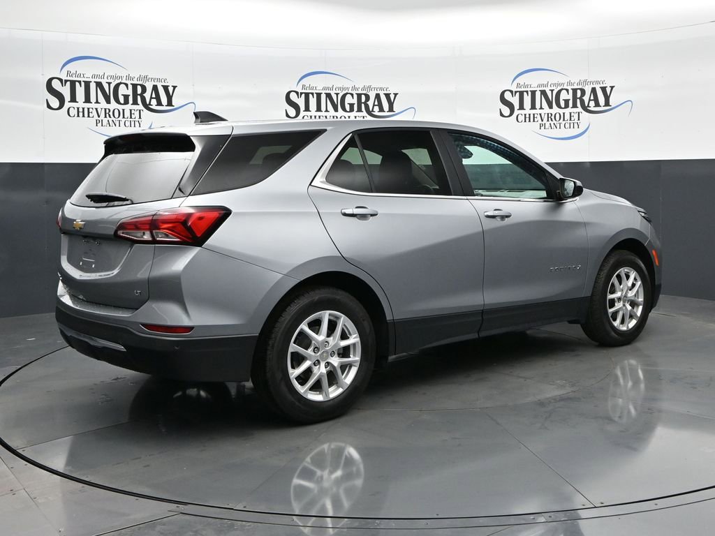 Used 2024 Chevrolet Equinox LT FWD image 7