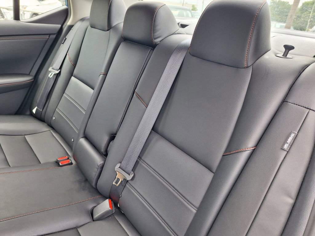 Used 2025 Nissan Sentra SR w/ SR Premium Package FWD image 25