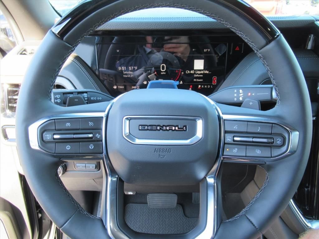 New 2026 GMC Yukon Denali w/ Denali Reserve Package AWD/4WD image 24