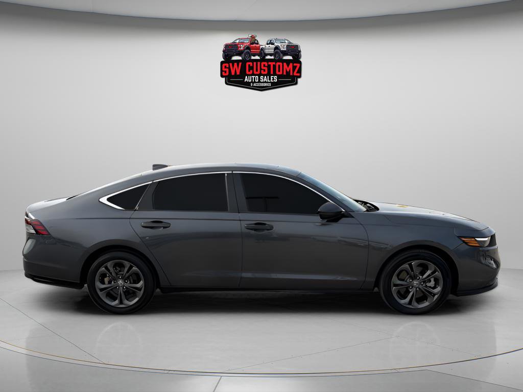 Used 2025 Honda Accord EX-L image 8