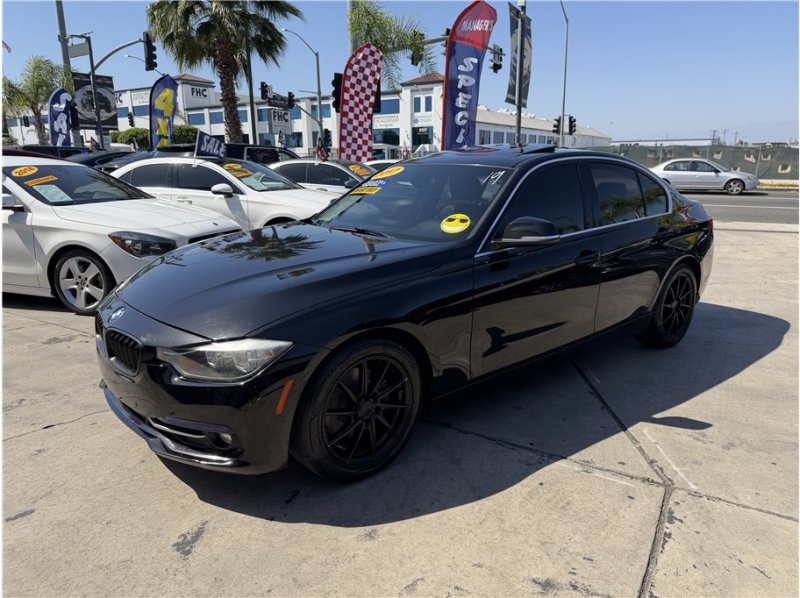 Used 2017 BMW 330i Sedan RWD image 3