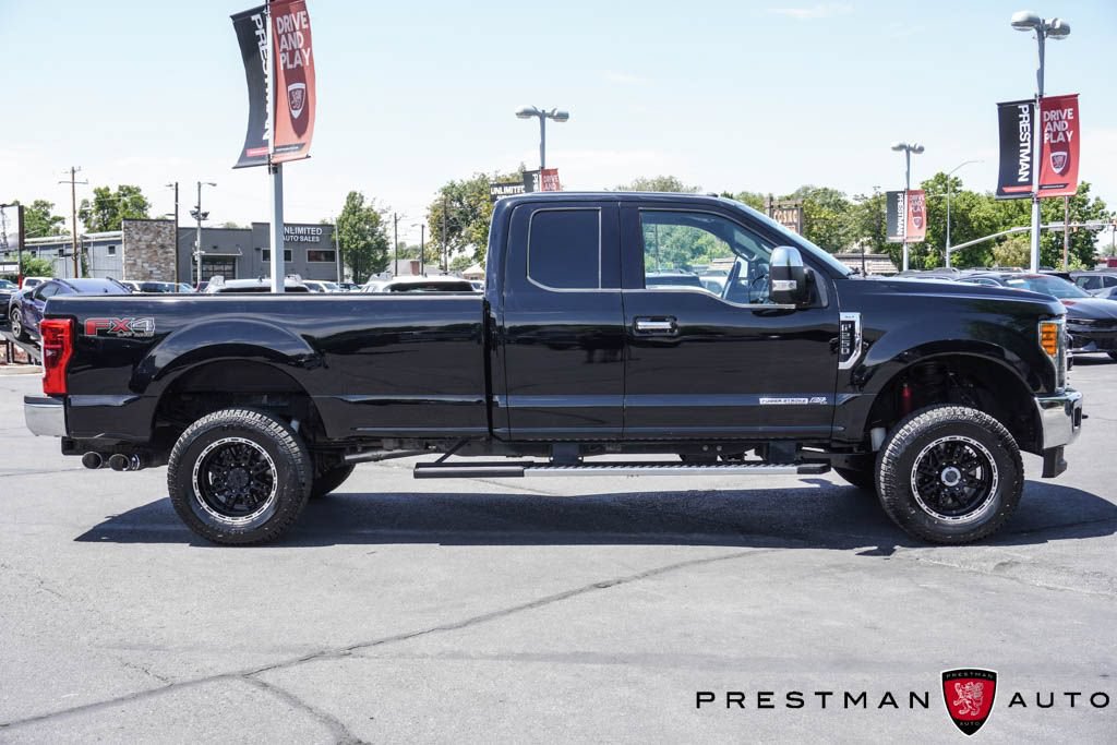Used 2017 Ford F250 XLT w/ XLT Premium Package AWD/4WD image 32