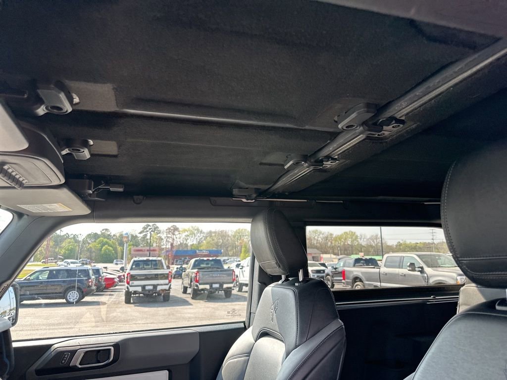 Used 2022 Ford Bronco Black Diamond image 22