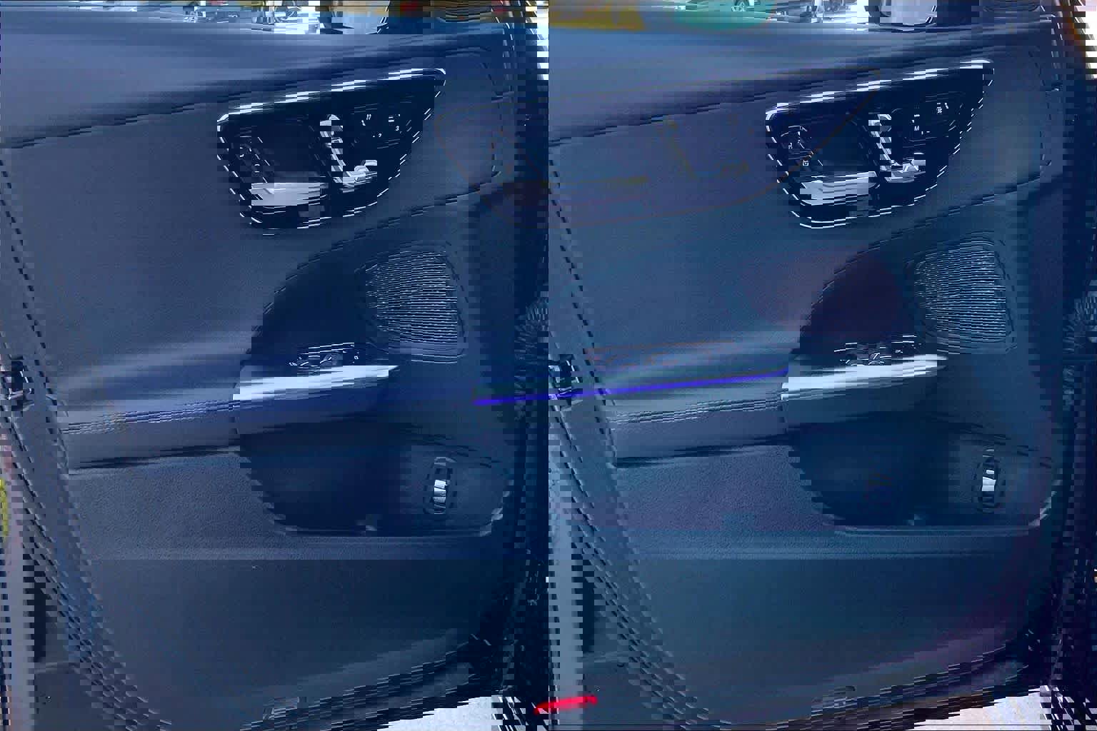 Used 2022 Mercedes-Benz C 300 4MATIC Sedan image 19