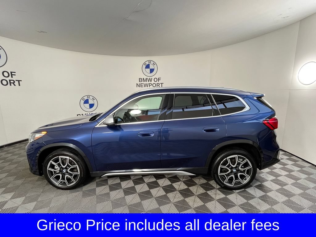 Used 2024 BMW X1 xDrive28i AWD/4WD image 11