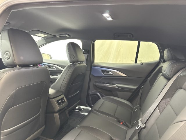 Used 2024 Chevrolet Equinox EV LT FWD image 13