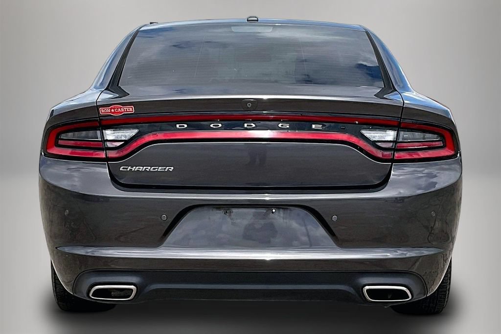 Certified 2022 Dodge Charger SXT w/ Leather Interior Group RWD image 6