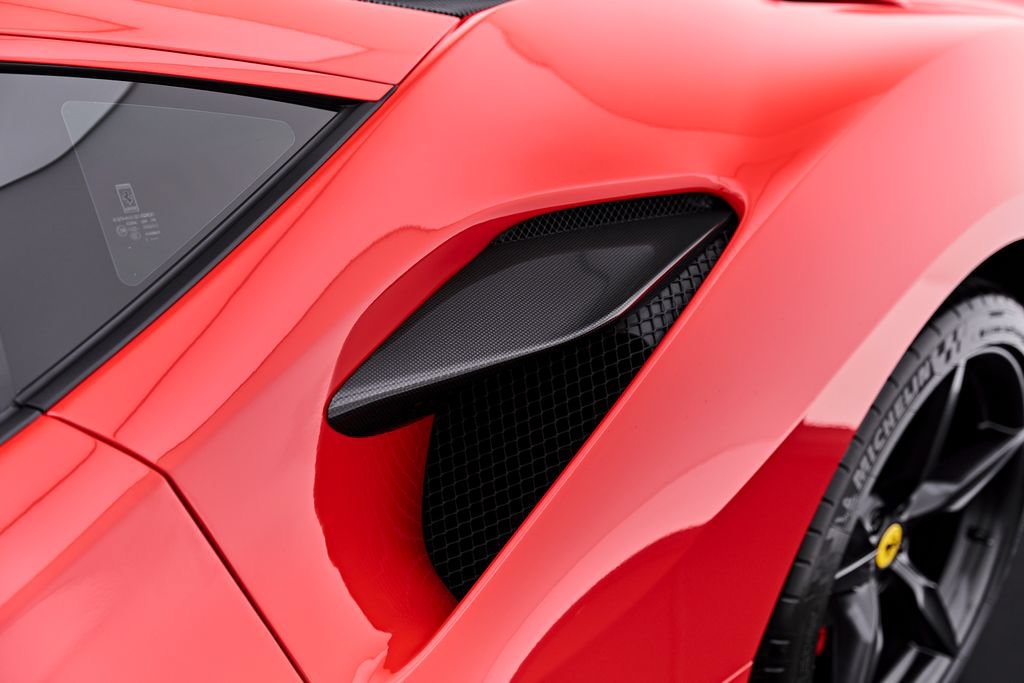 Used 2020 Ferrari F8 Tributo RWD image 30