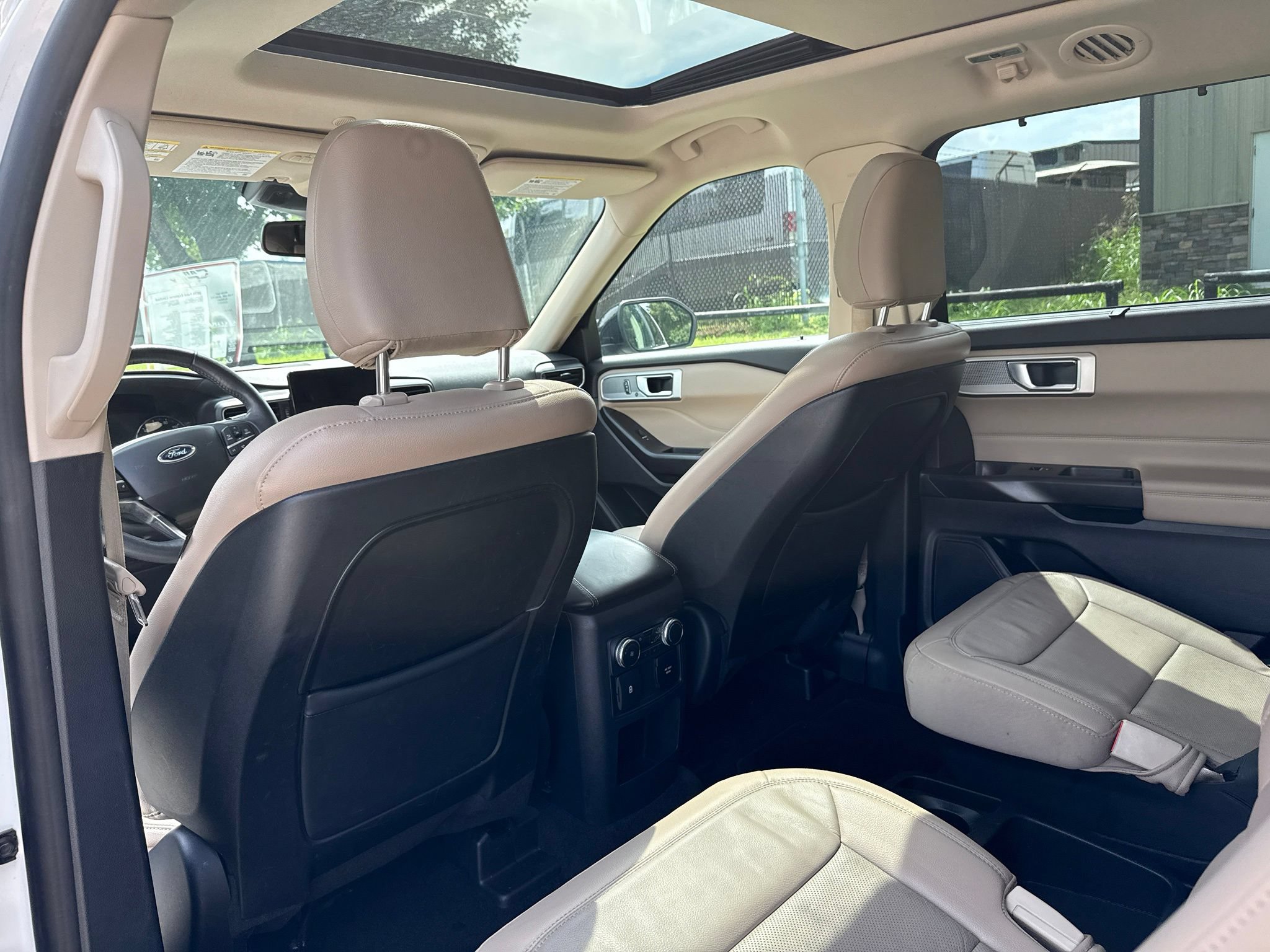 Used 2020 Ford Explorer Limited AWD/4WD image 15