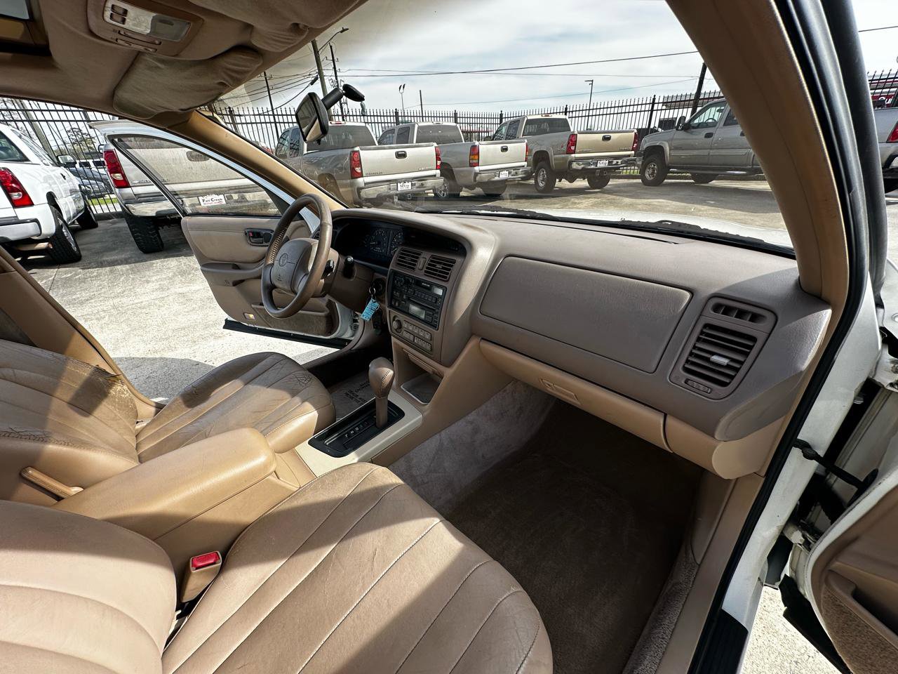 Used 1995 Toyota Avalon XLS image 60