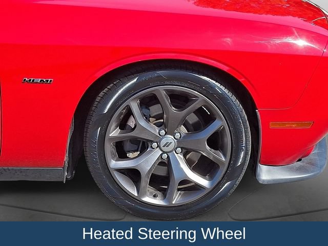 Used 2019 Dodge Challenger R/T w/ Cold Weather Group RWD image 10