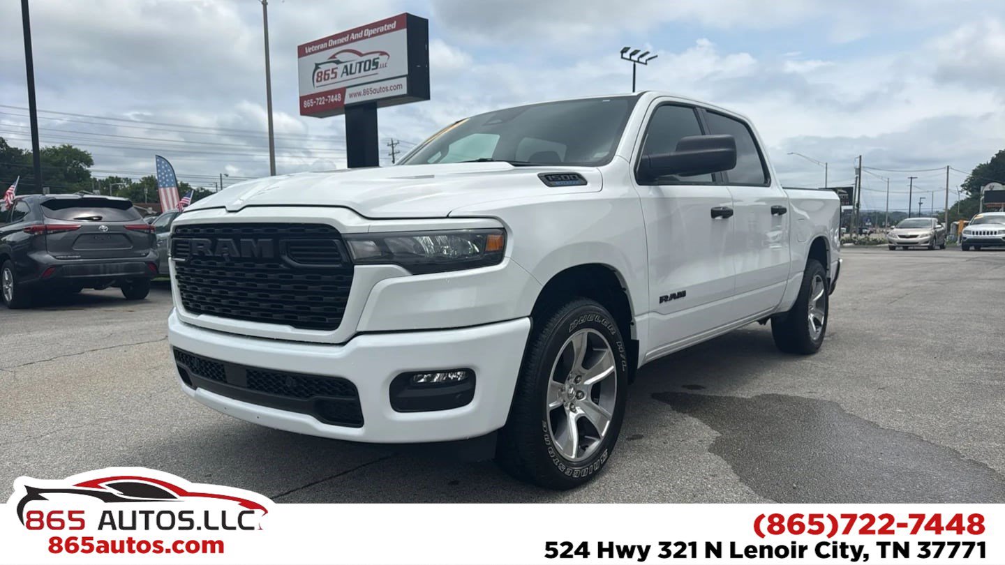 Used 2025 RAM 1500 Tradesman AWD/4WD image 1