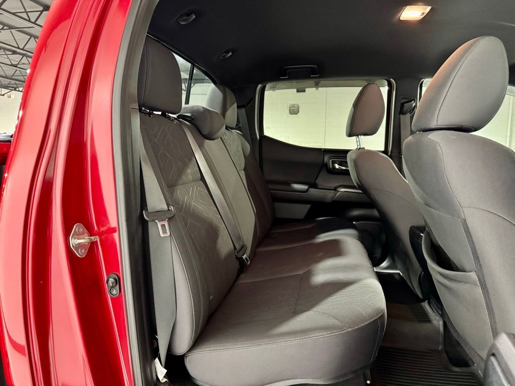 Used 2018 Toyota Tacoma TRD Off-Road image 26