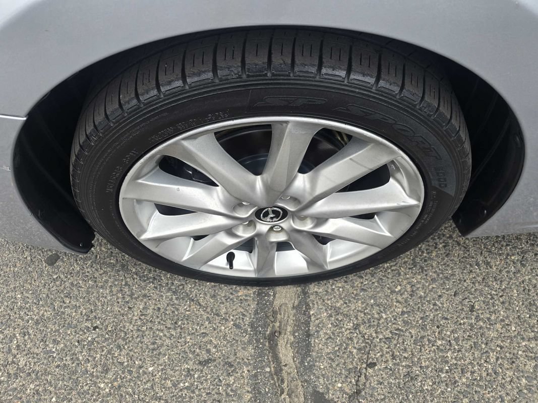 Used 2017 MAZDA MAZDA3 Touring FWD image 33