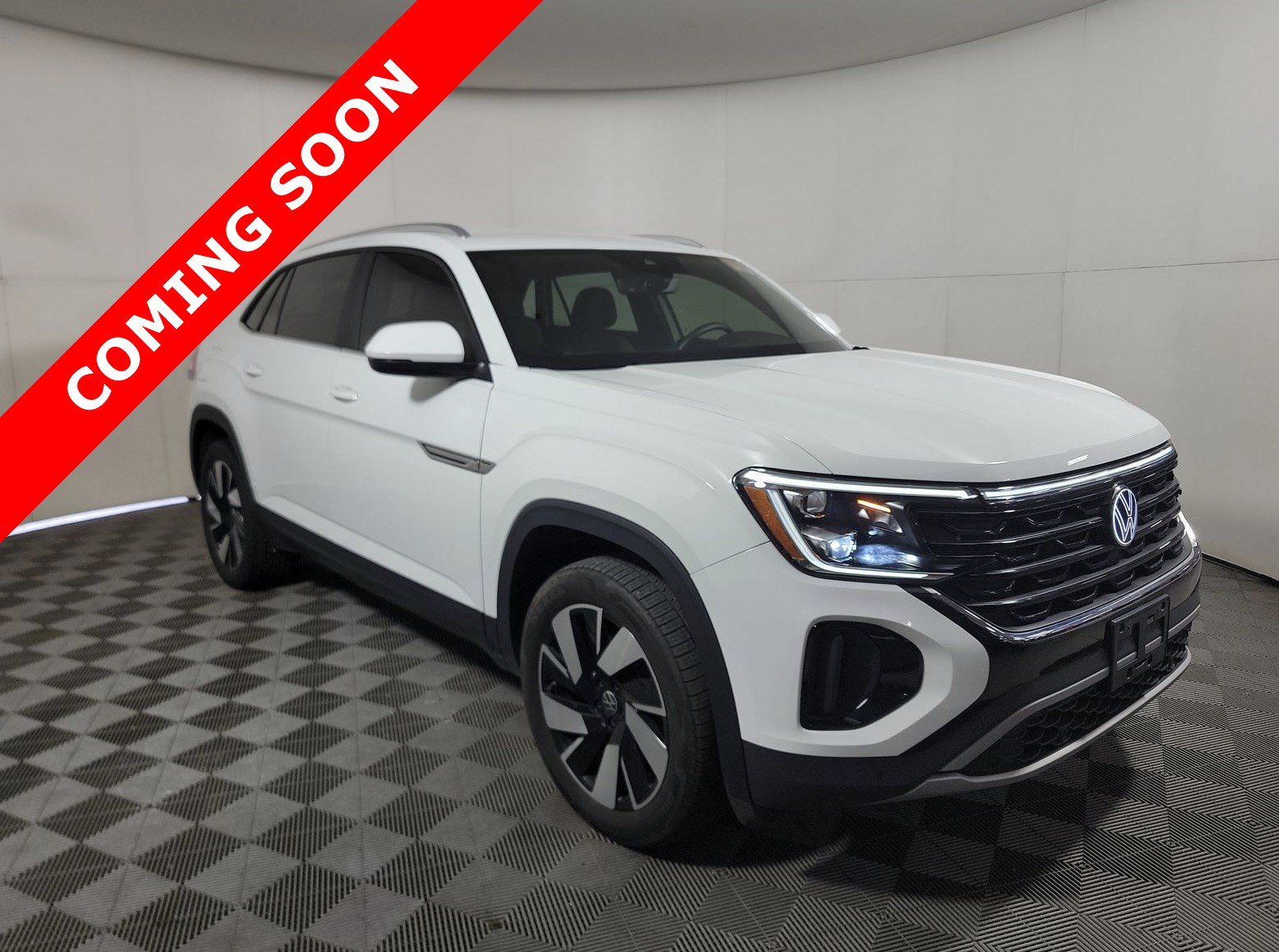 Used 2024 Volkswagen Atlas Cross Sport SE AWD/4WD image 3