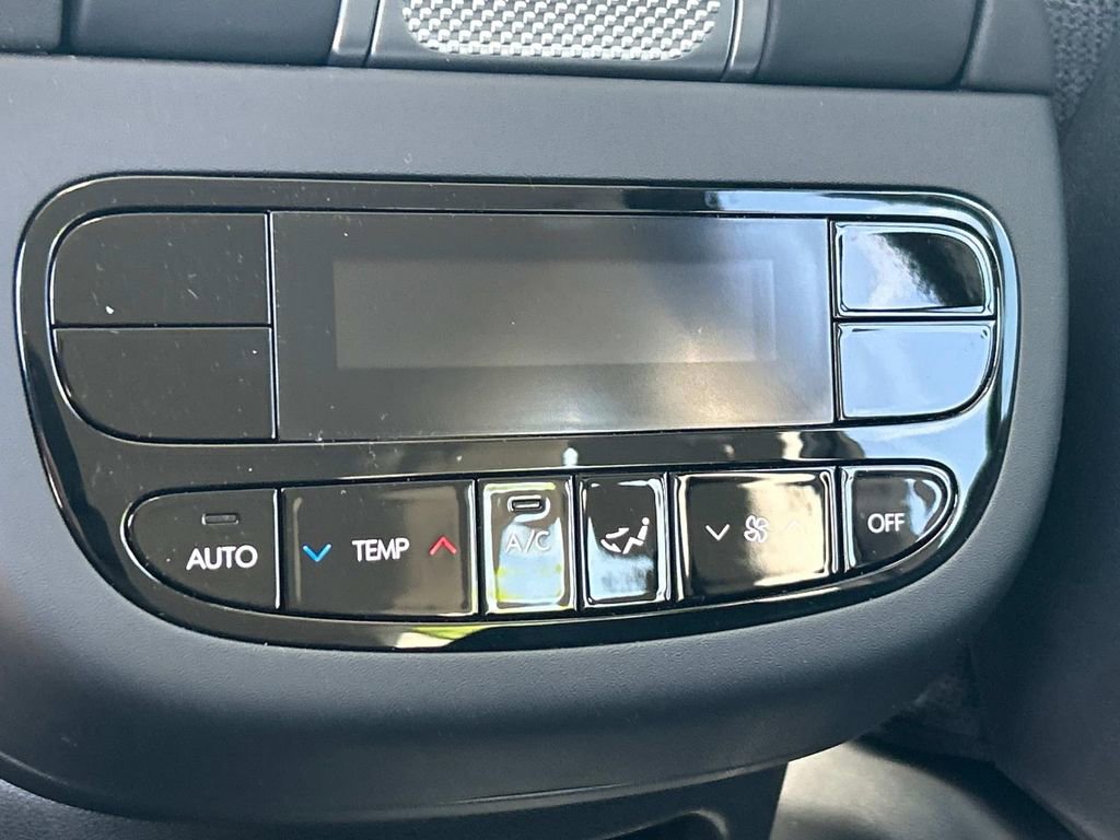 New 2026 Hyundai Ioniq 9 SE AWD/4WD image 22