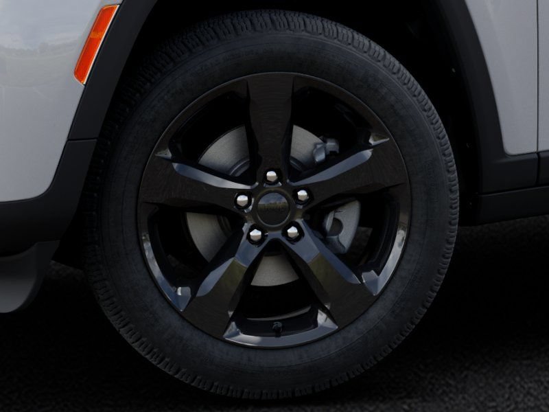 New 2026 Jeep Grand Cherokee L Limited w/ Limited Altitude Package AWD/4WD image 8