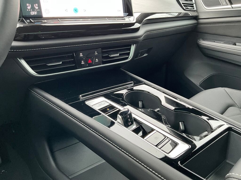 New 2025 Volkswagen Atlas Cross Sport SE image 21