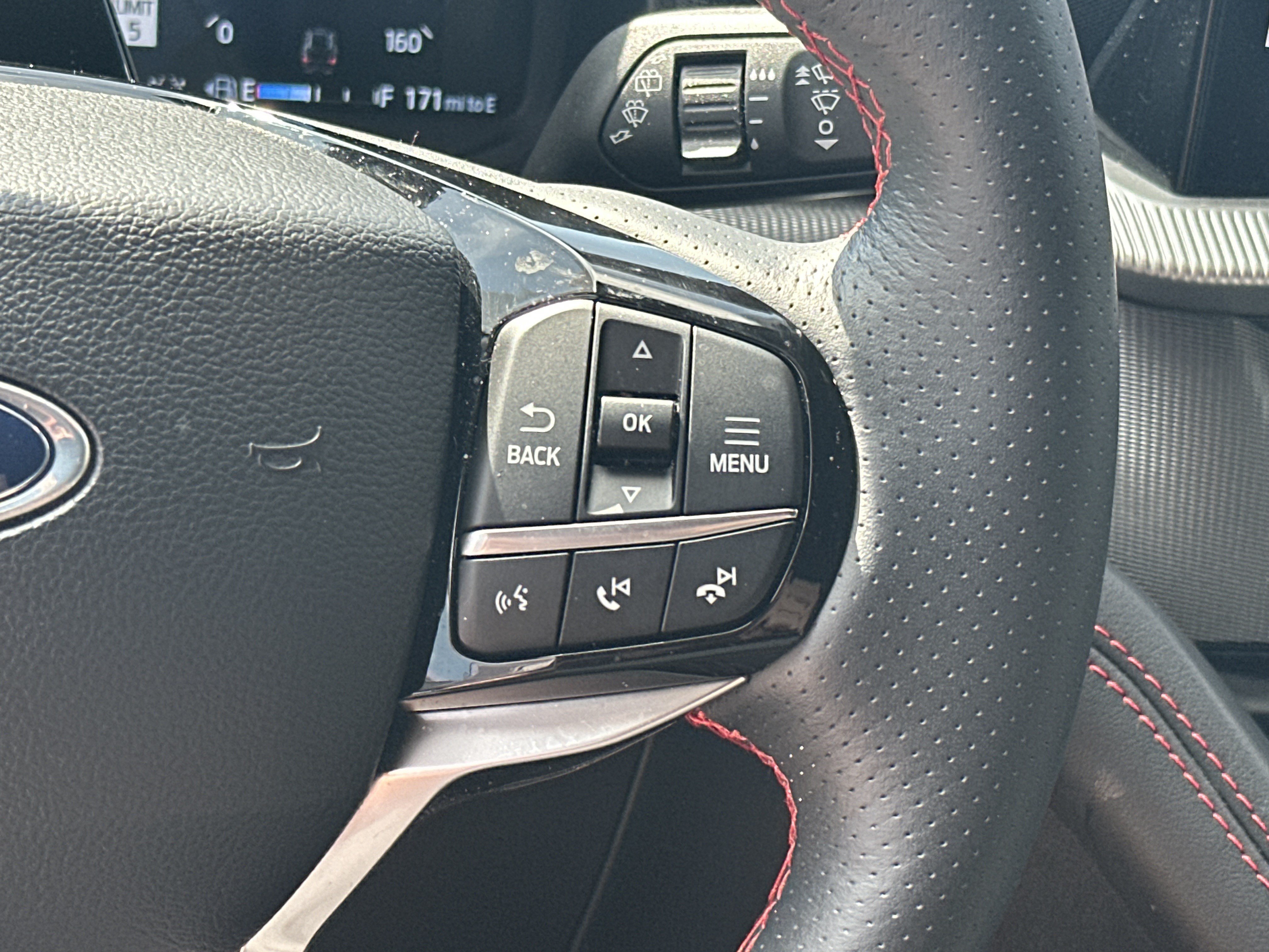 Used 2025 Ford Explorer ST-Line AWD/4WD image 19