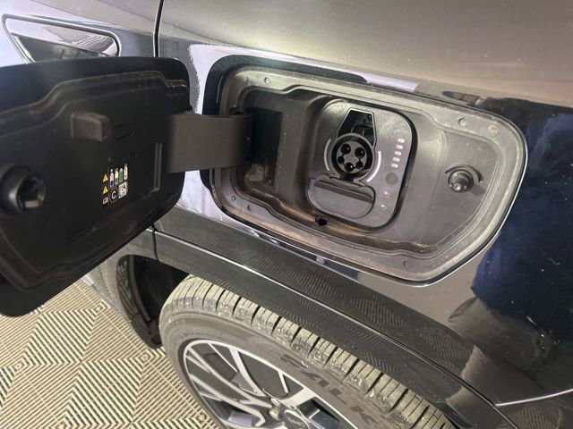 Used 2025 Jeep Wagoneer S Limited AWD/4WD image 19