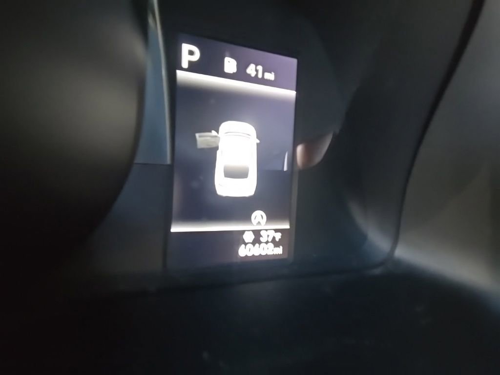 Used 2022 Hyundai Elantra SE image 13