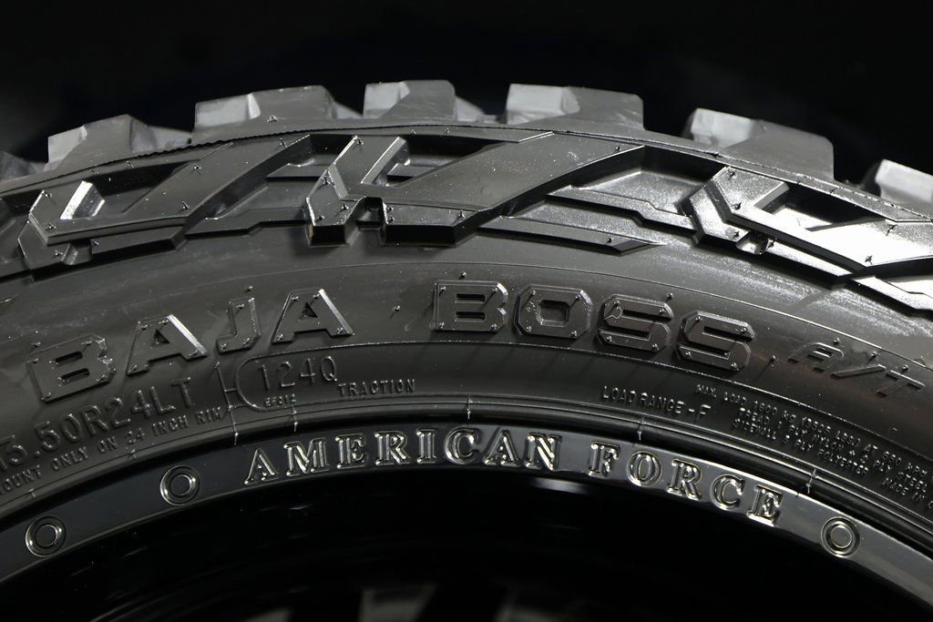 Used 2026 Ford F450 Platinum w/ FX4 Off-Road Package image 53