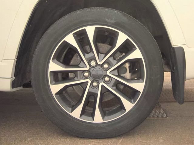 Used 2022 Jeep Grand Cherokee Overland w/ Advanced Protech Group III AWD/4WD image 22