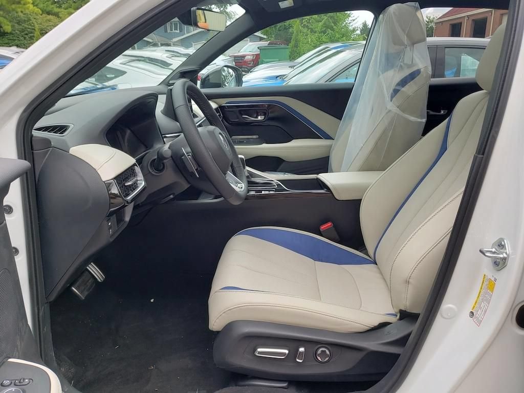 New 2026 Acura ADX A-Spec w/ Advance Package AWD/4WD image 9