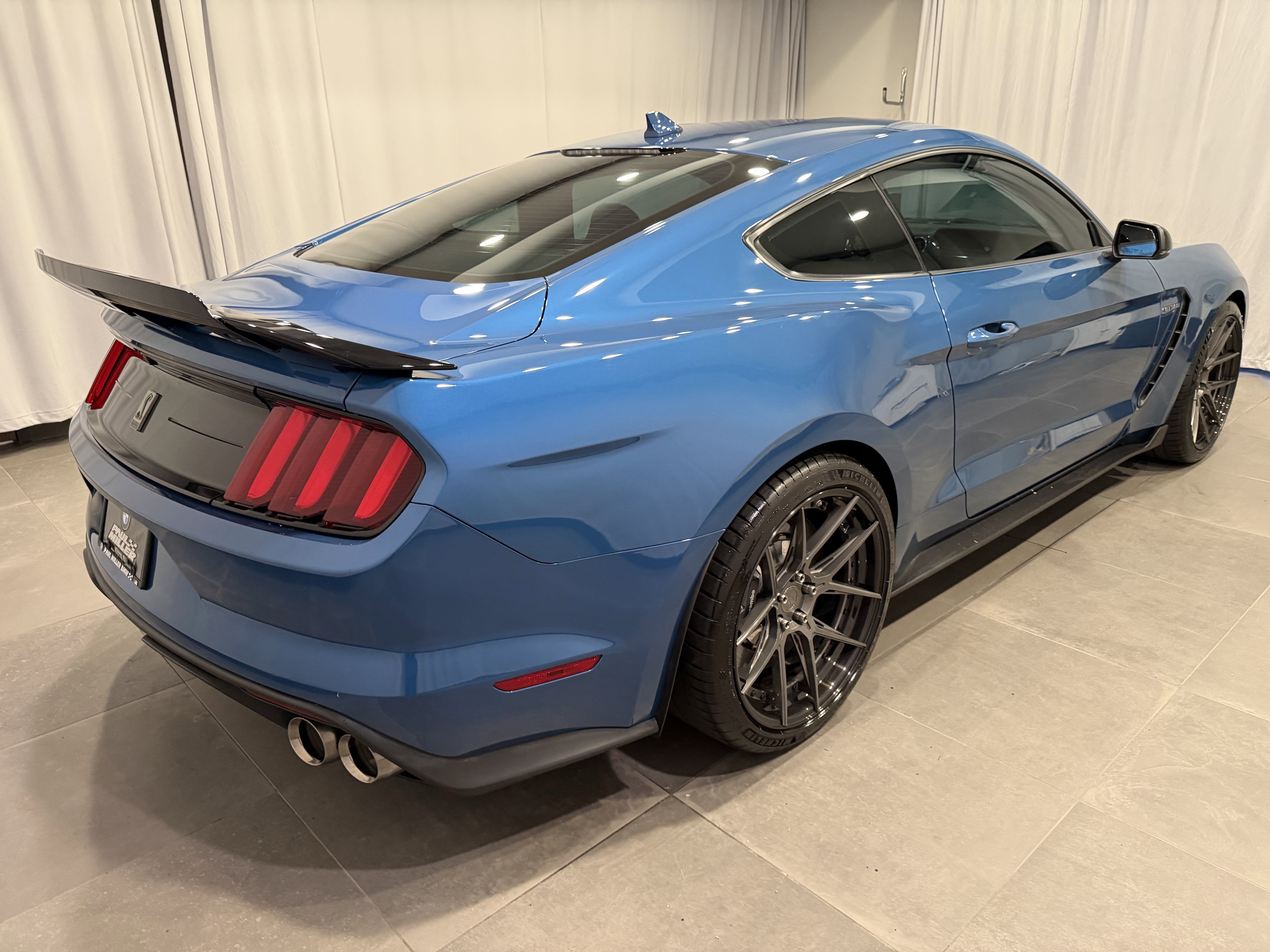 Used 2020 Ford Mustang Shelby GT350 w/ Technology Package image 6
