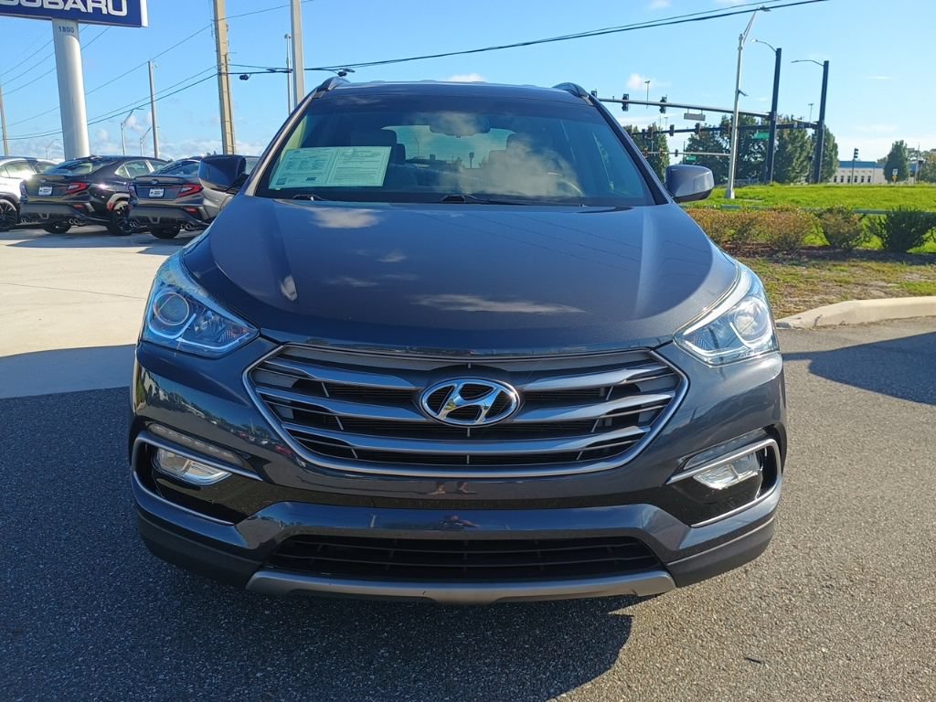 Used 2017 Hyundai Santa Fe Sport FWD image 2