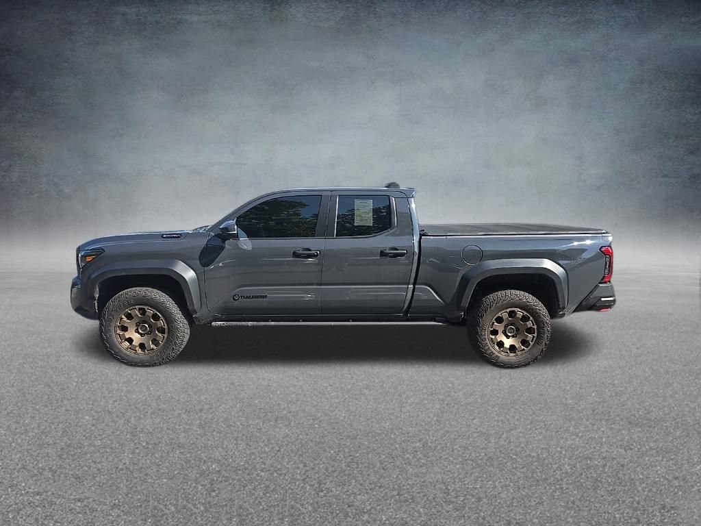 Used 2025 Toyota Tacoma 4x4 Double Cab Hybrid w/ Tow Tech Package image 5