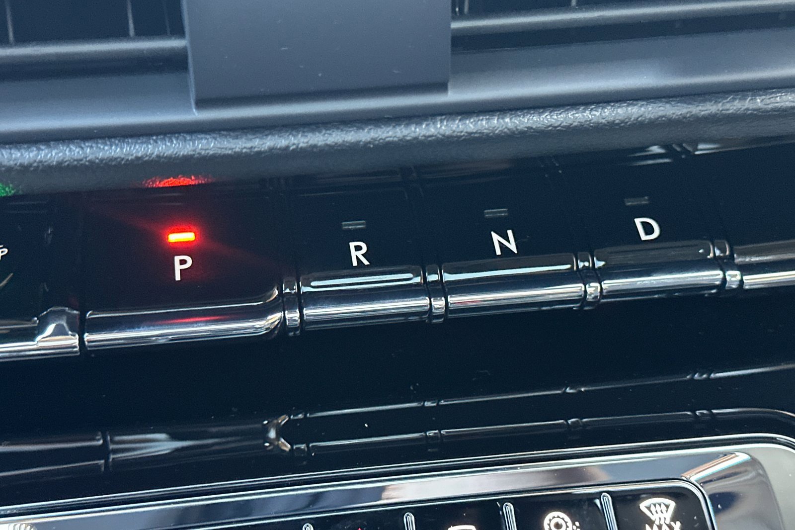 New 2025 Lincoln Corsair Grand Touring w/ Equipment Group 302A image 21