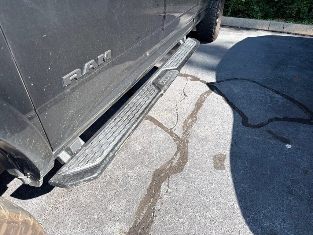 Used 2022 RAM 2500 Laramie AWD/4WD image 10