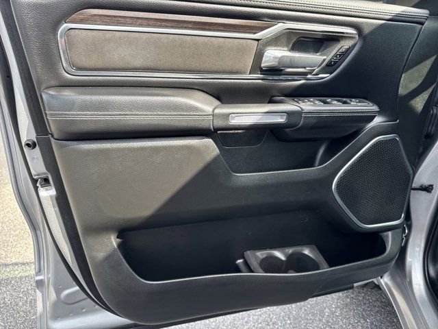 Used 2025 RAM 1500 Laramie image 16