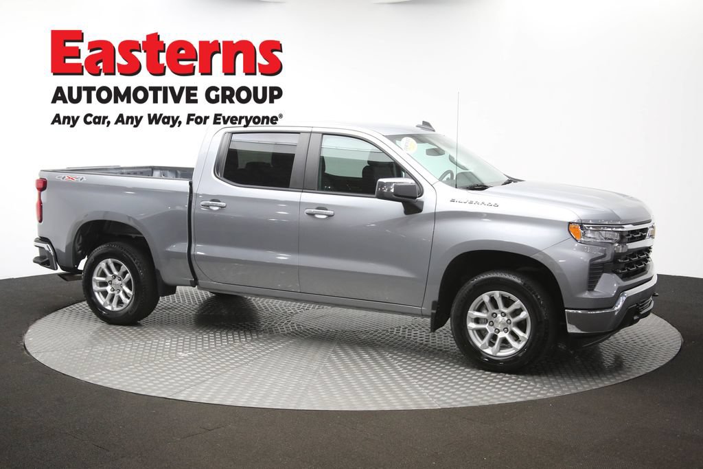 Used 2023 Chevrolet Silverado 1500 LT AWD/4WD image 49