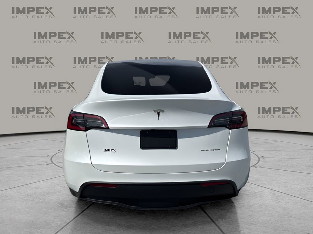 Used 2023 Tesla Model Y Long Range image 4