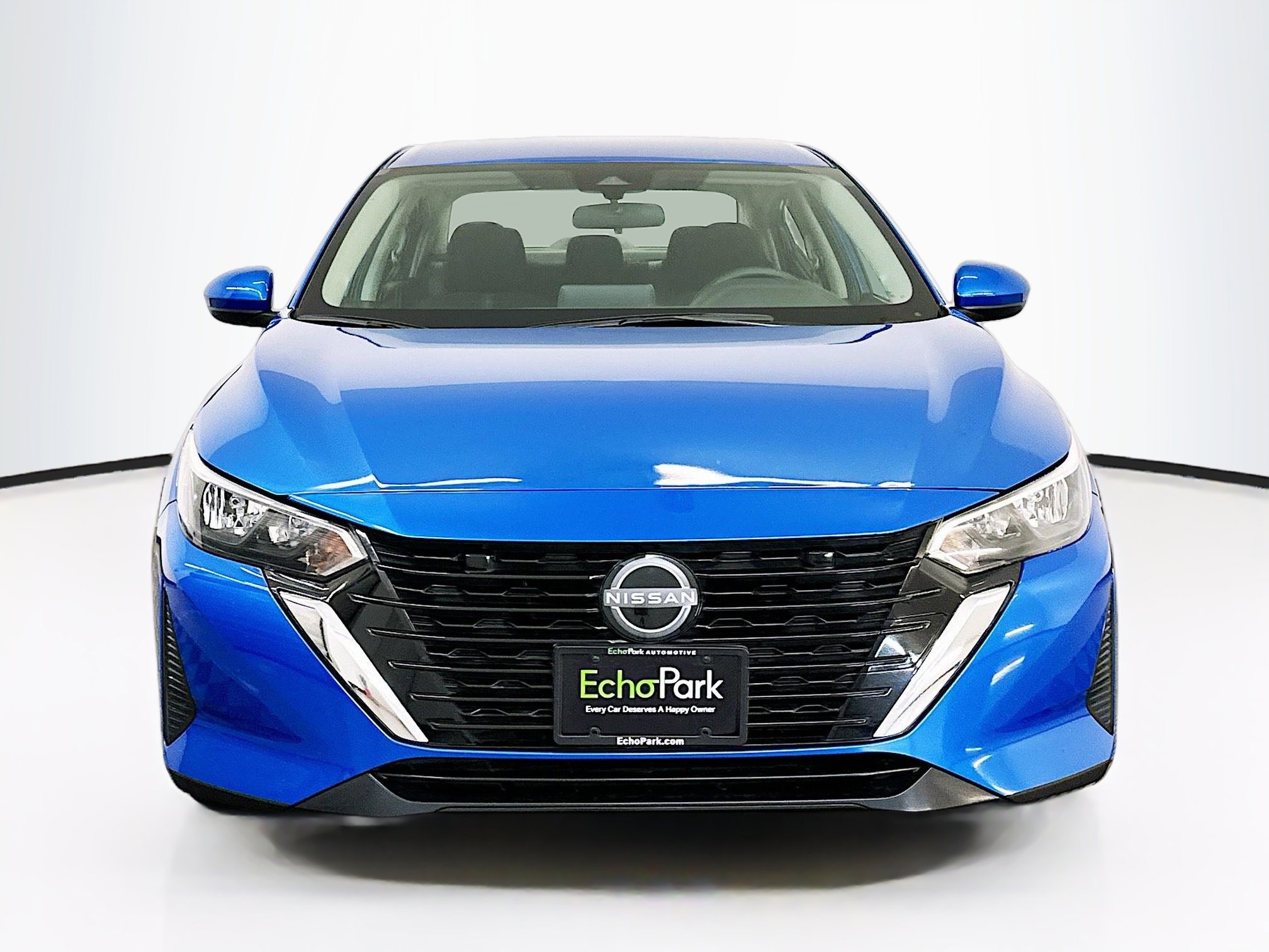 Used 2024 Nissan Sentra SV image 2