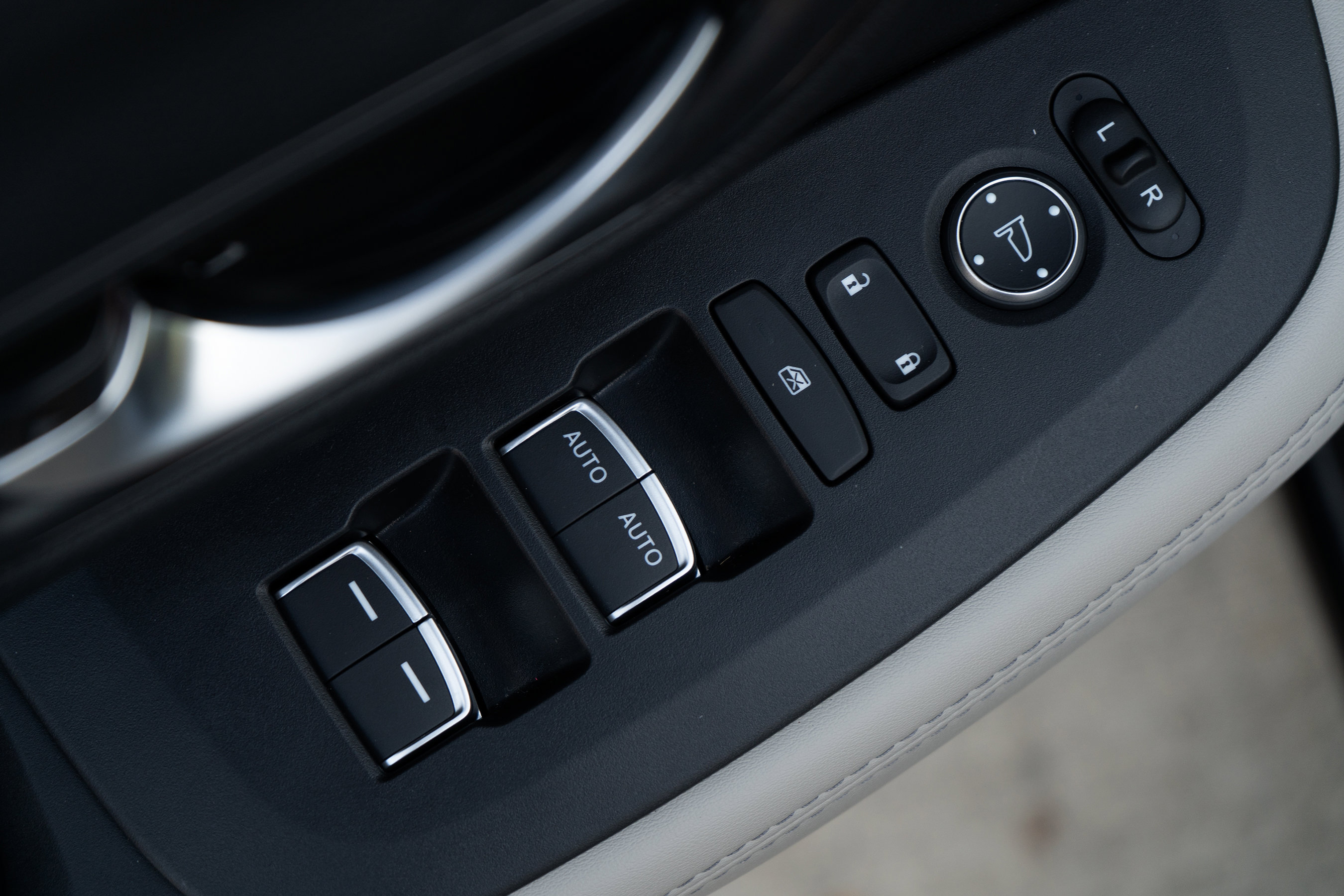 Used 2026 Honda HR-V EX-L image 38