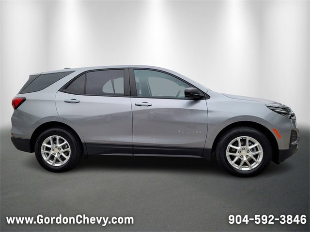 Used 2023 Chevrolet Equinox LS w/ LS Convenience Package image 7