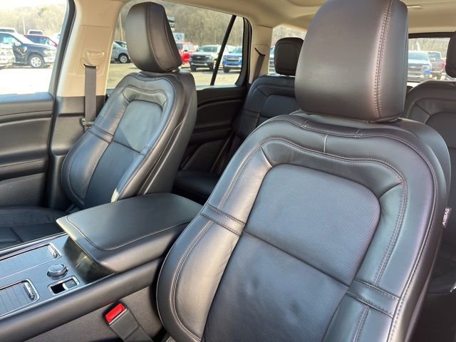 New 2024 Lincoln Aviator Reserve w/ Elements Package Plus AWD/4WD image 12
