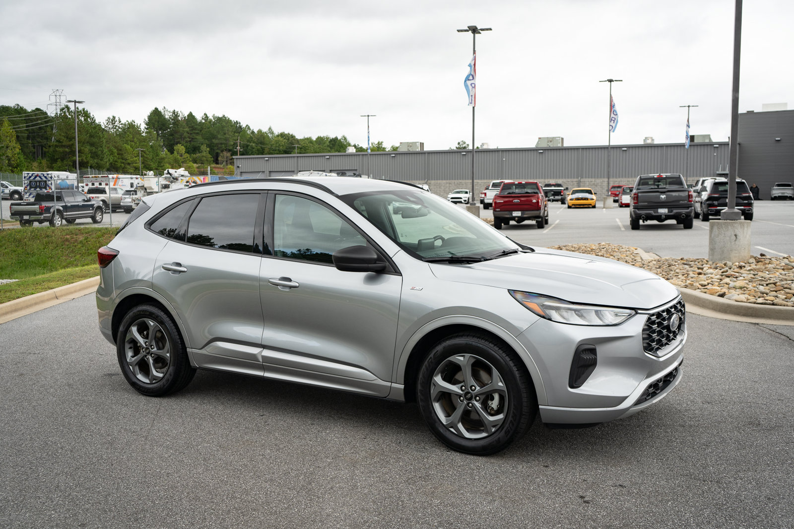 Used 2024 Ford Escape ST-Line w/ Cold Weather Package FWD image 12