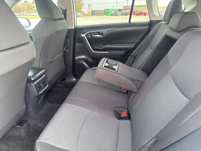 Used 2025 Toyota RAV4 XLE image 16