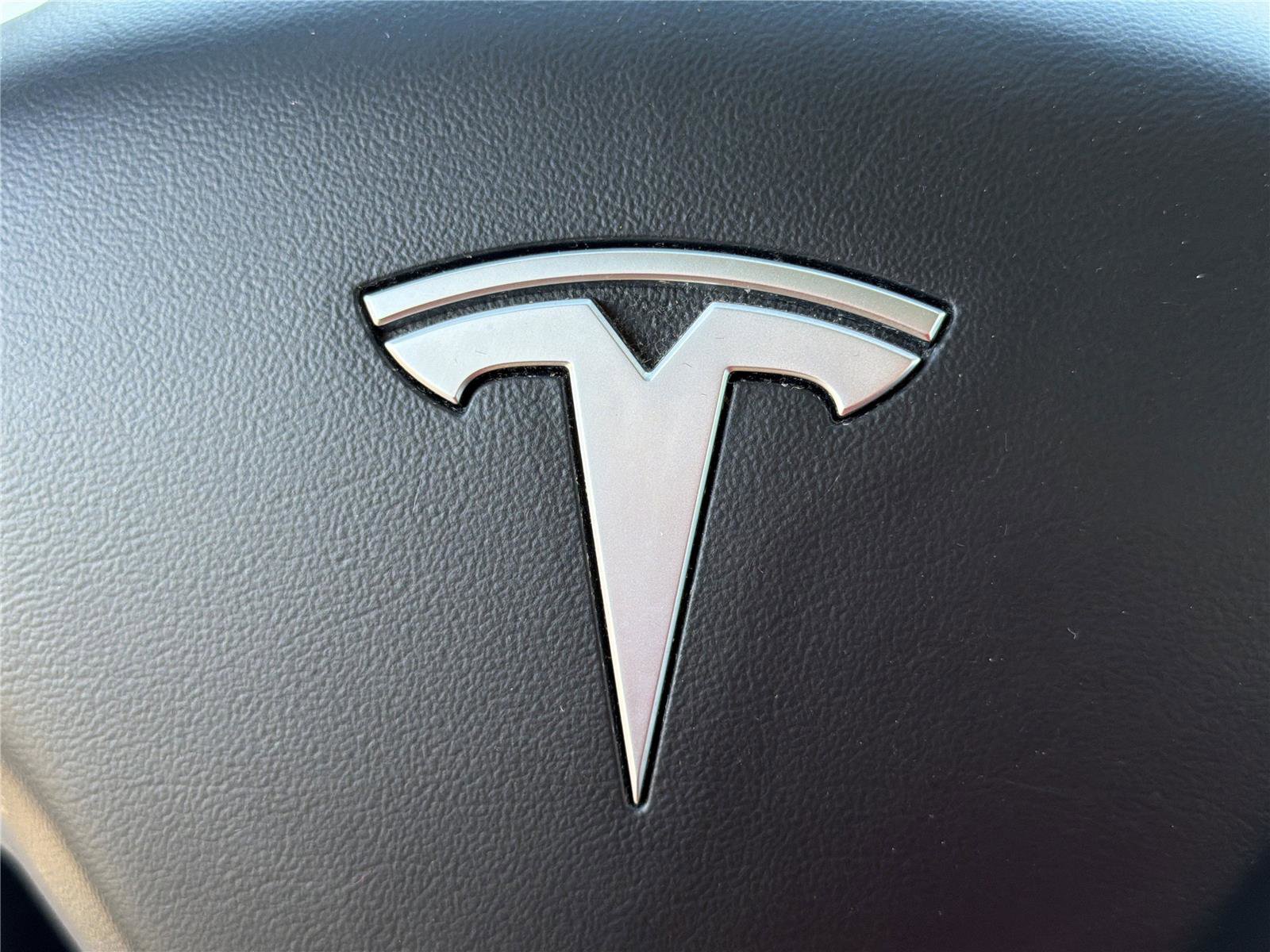 Used 2020 Tesla Model 3 Long Range image 23