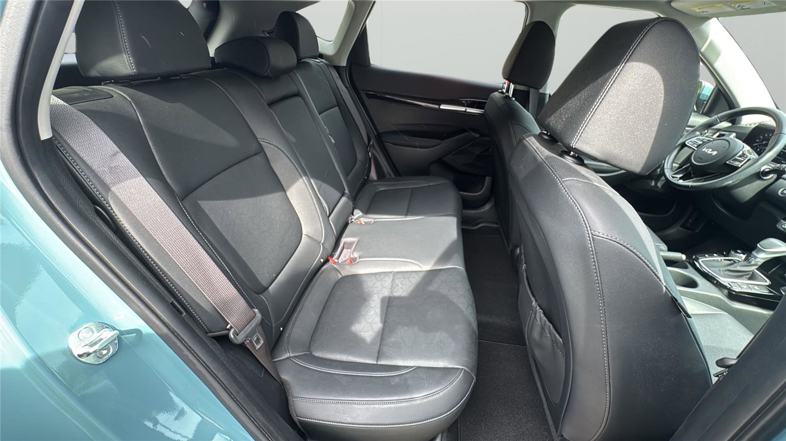 Used 2024 Kia Seltos EX image 13