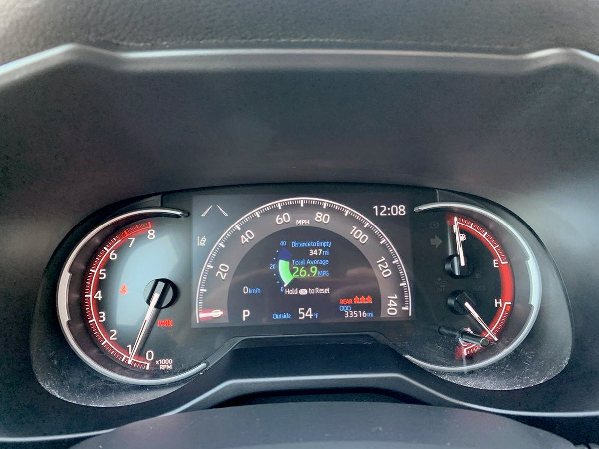 Used 2025 Toyota RAV4 XLE AWD/4WD image 18