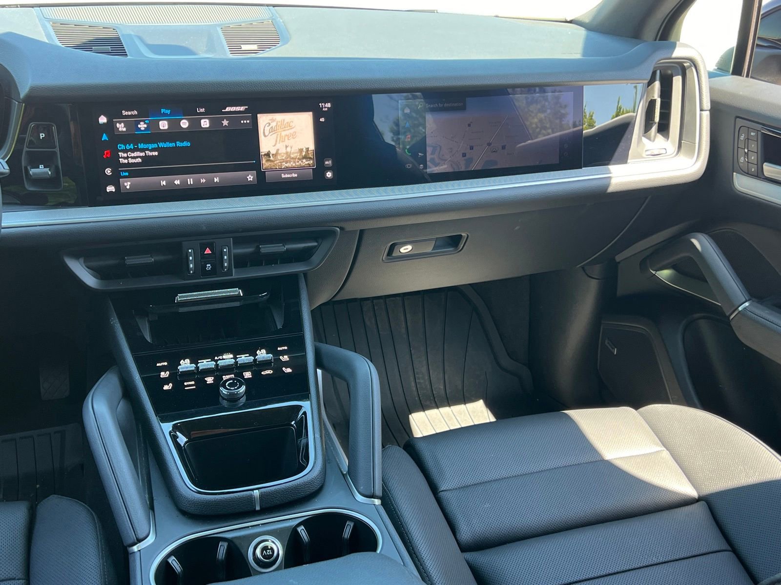 Certified 2024 Porsche Cayenne AWD/4WD image 23