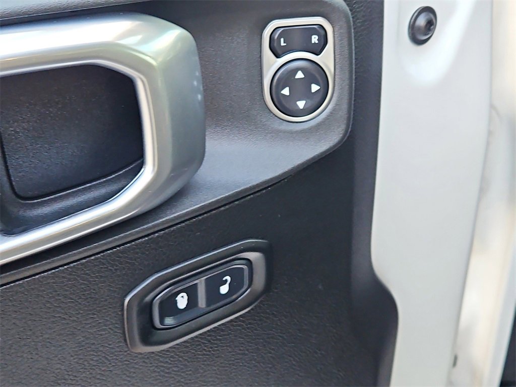 Used 2021 Jeep Wrangler Unlimited Sport image 25