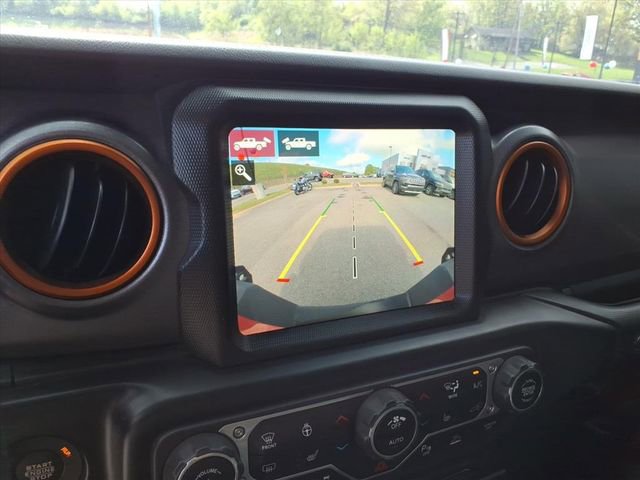 Used 2022 Jeep Gladiator Mojave w/ LED Lighting Group image 20